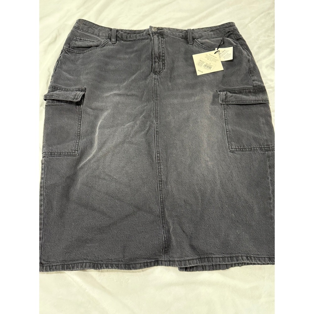Denim Cargo Midi Skirt Dark Wash Pockets Midi Length Women's Size 24